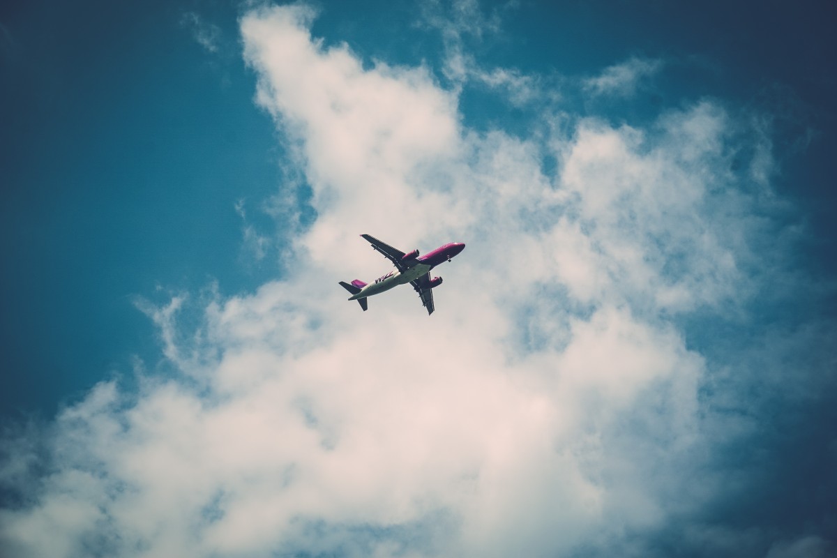 Vapes on a Plane